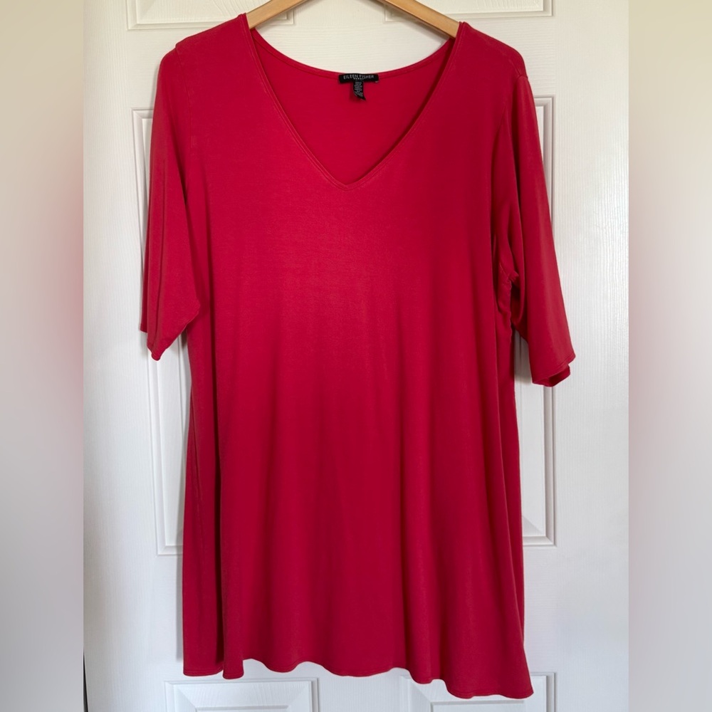 Eileen Fisher v-neck tunic tee
